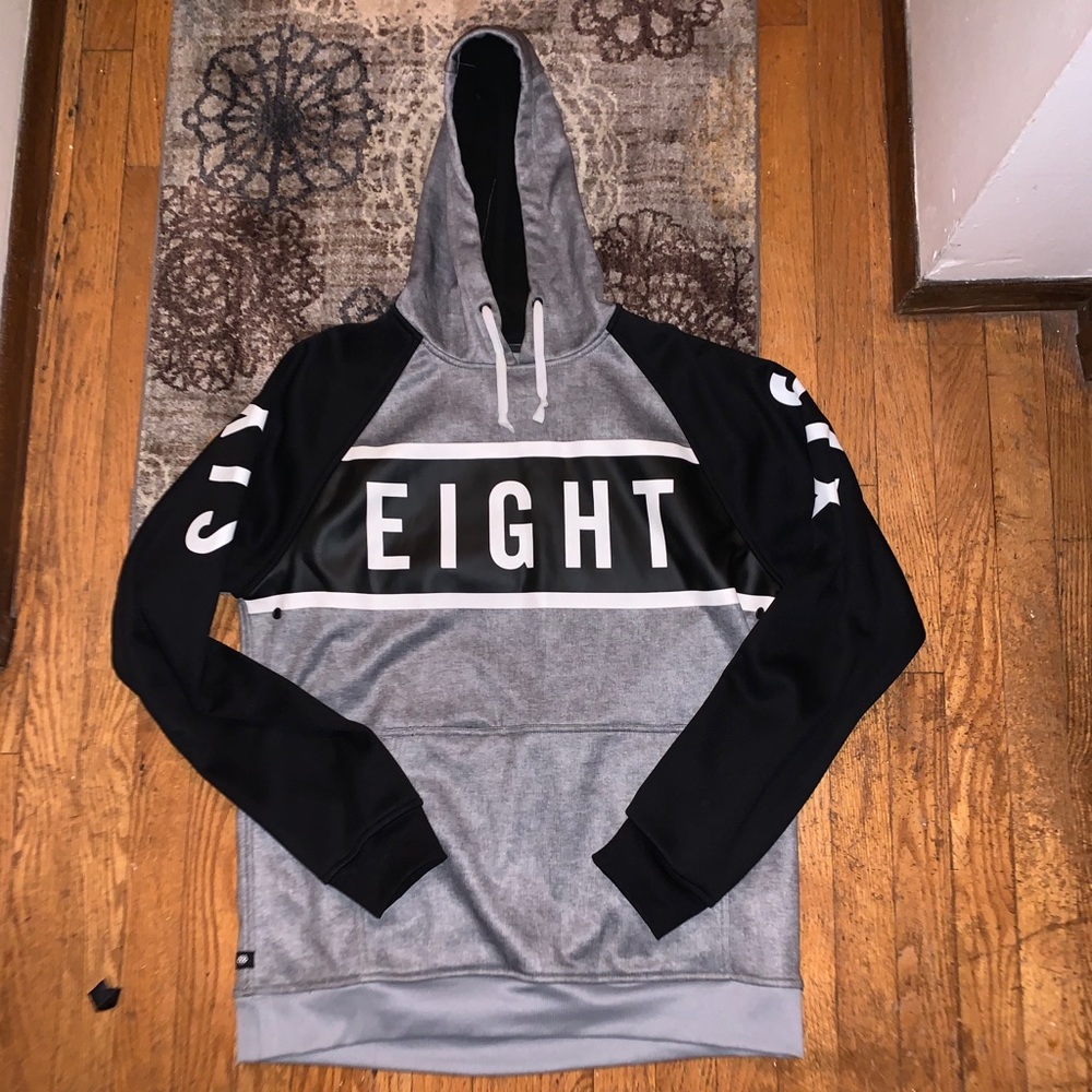 NEVER WORN 686 Hoodie